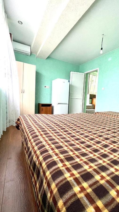 Guesthouse On Sovhoznaya 18 가그라 외부 사진