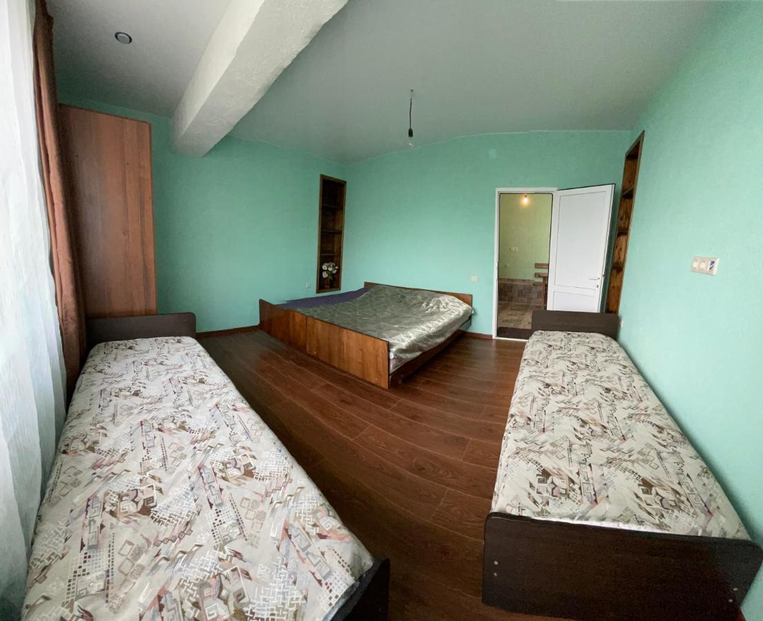 Guesthouse On Sovhoznaya 18 가그라 외부 사진