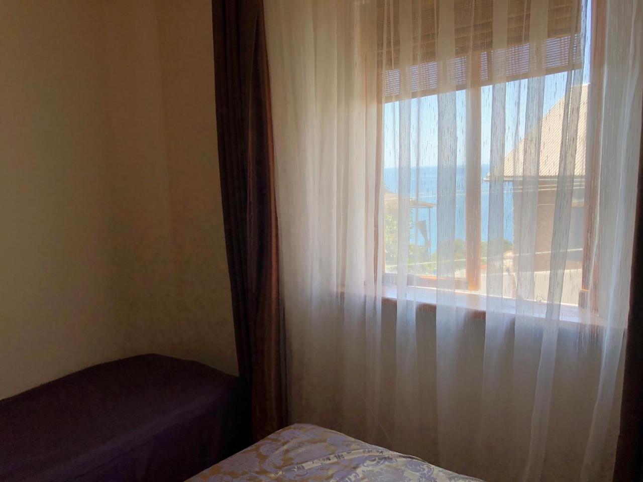 Guesthouse On Sovhoznaya 18 가그라 외부 사진